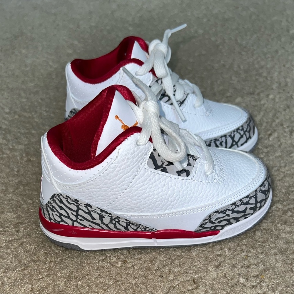 Jordan 3 Retro Cardinal (TD) (Size 8C) in great condition and ships fast!
